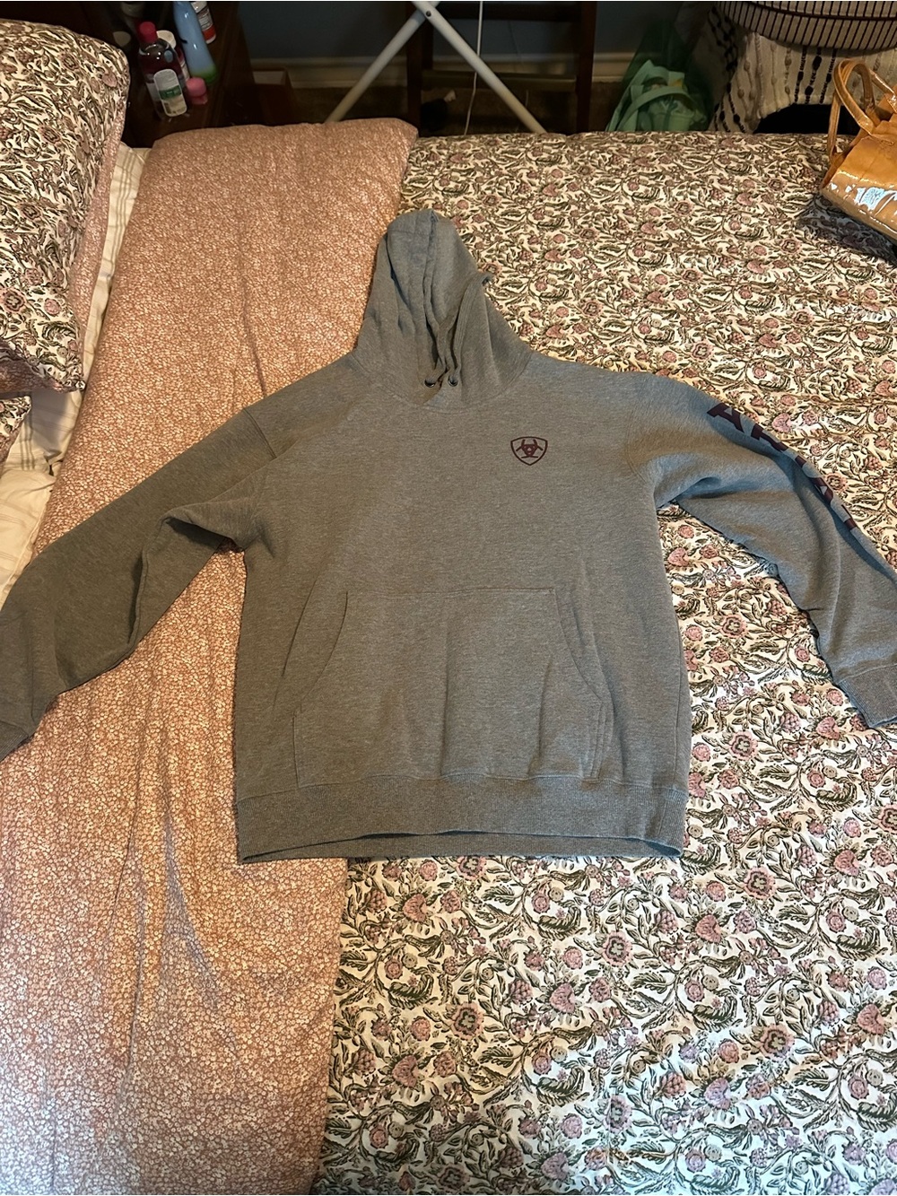 Ariat hoodie